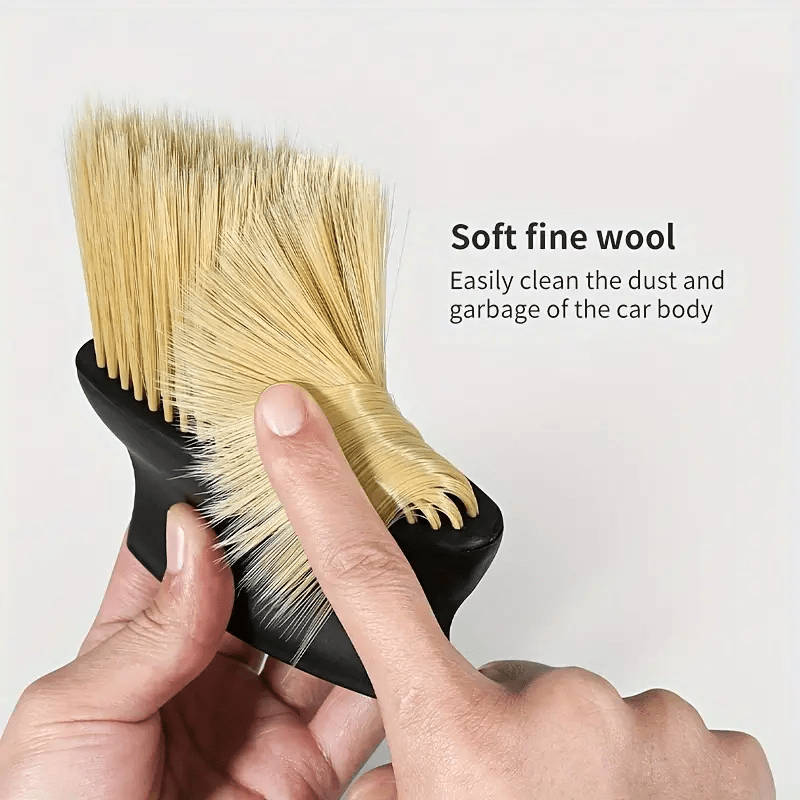 Car dust removal brush