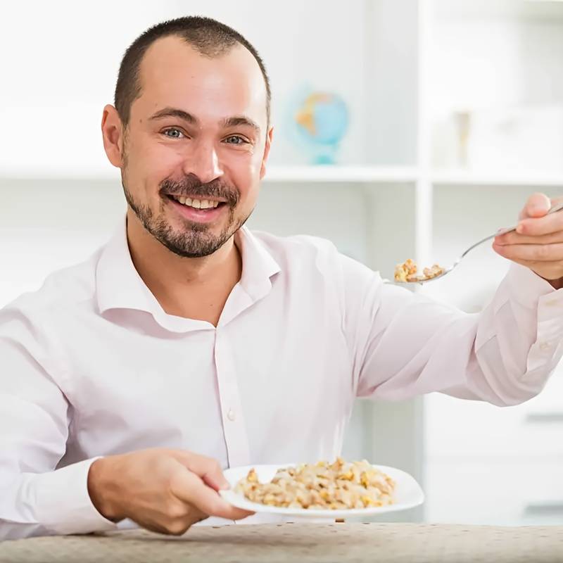 One stainless steel spoon, cartoon happy bee carved spoon, fun spoon, coffee spoon, ice spoon.