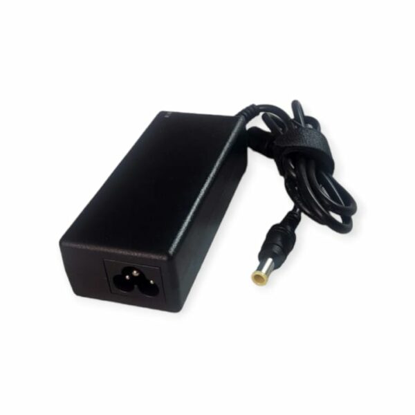 SE-P012 Laptop Charger for Samsung 14V 4A Pin Size 6.5X4.4mm