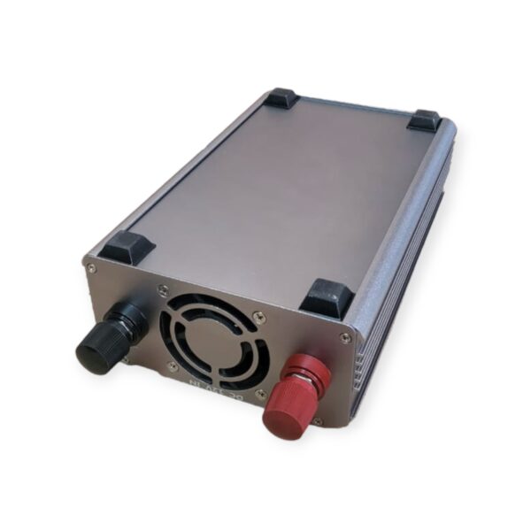 SE-C2000W Power Inverter 12V DC To 220V AC 2000W