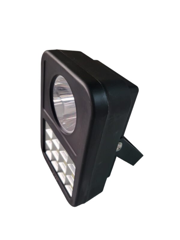 FA-CC015 Solar Powered Lamp LED 30W Floodlight