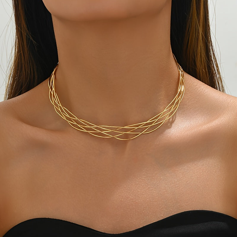 Elegant Twisted Golden Necklace for Women: Perfect for Everyday Wear and Parties