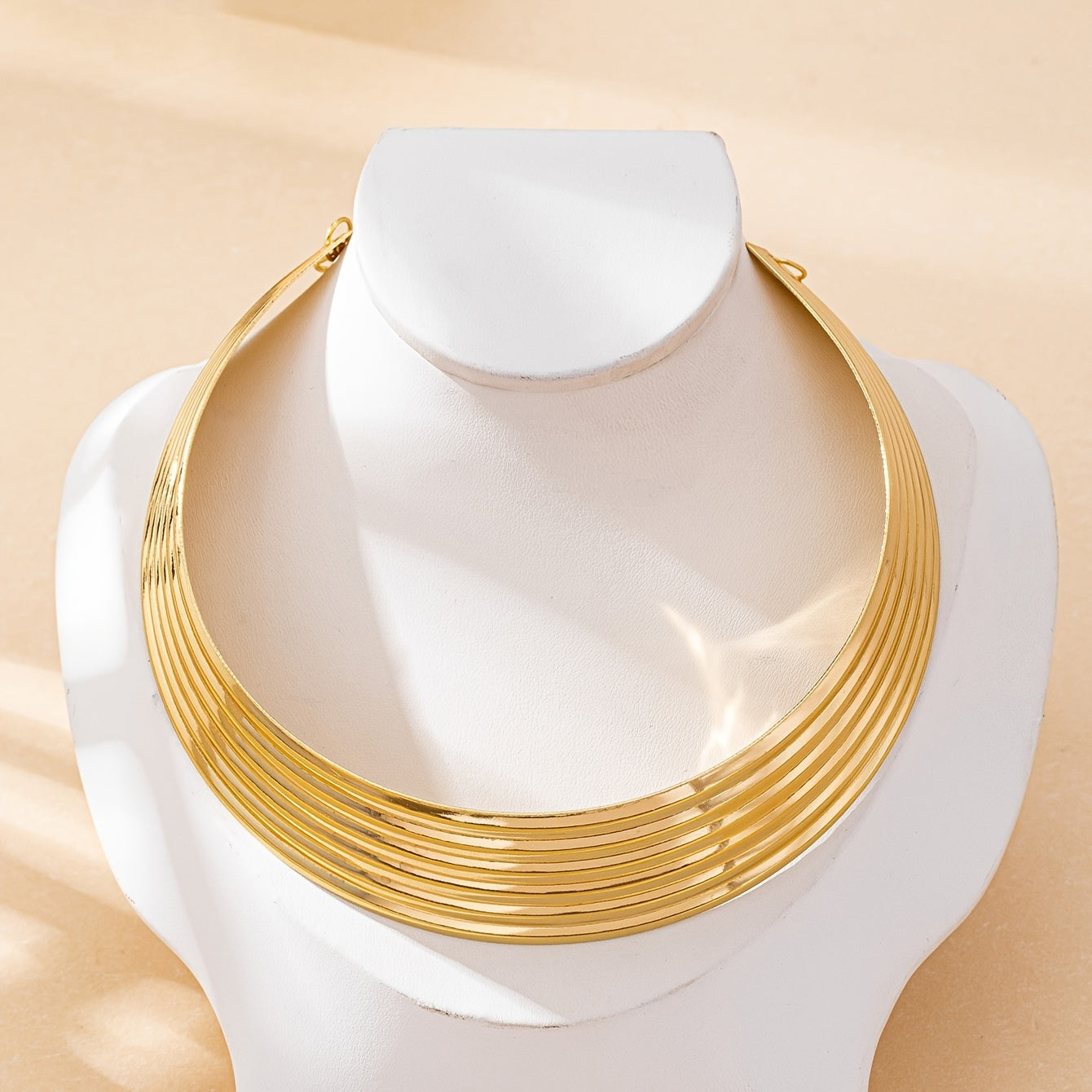 Women's Large Wide Hoop Choker Necklace   Thick Golden Toned ( Metal) Statement Jewelry  Minimalist Layering Necklace for Daily Wear & Parties  Year Round Versatile Oversized Hoop Ring like Collar Accessory  Jewlery  Christmas Brooches For Women  Layered