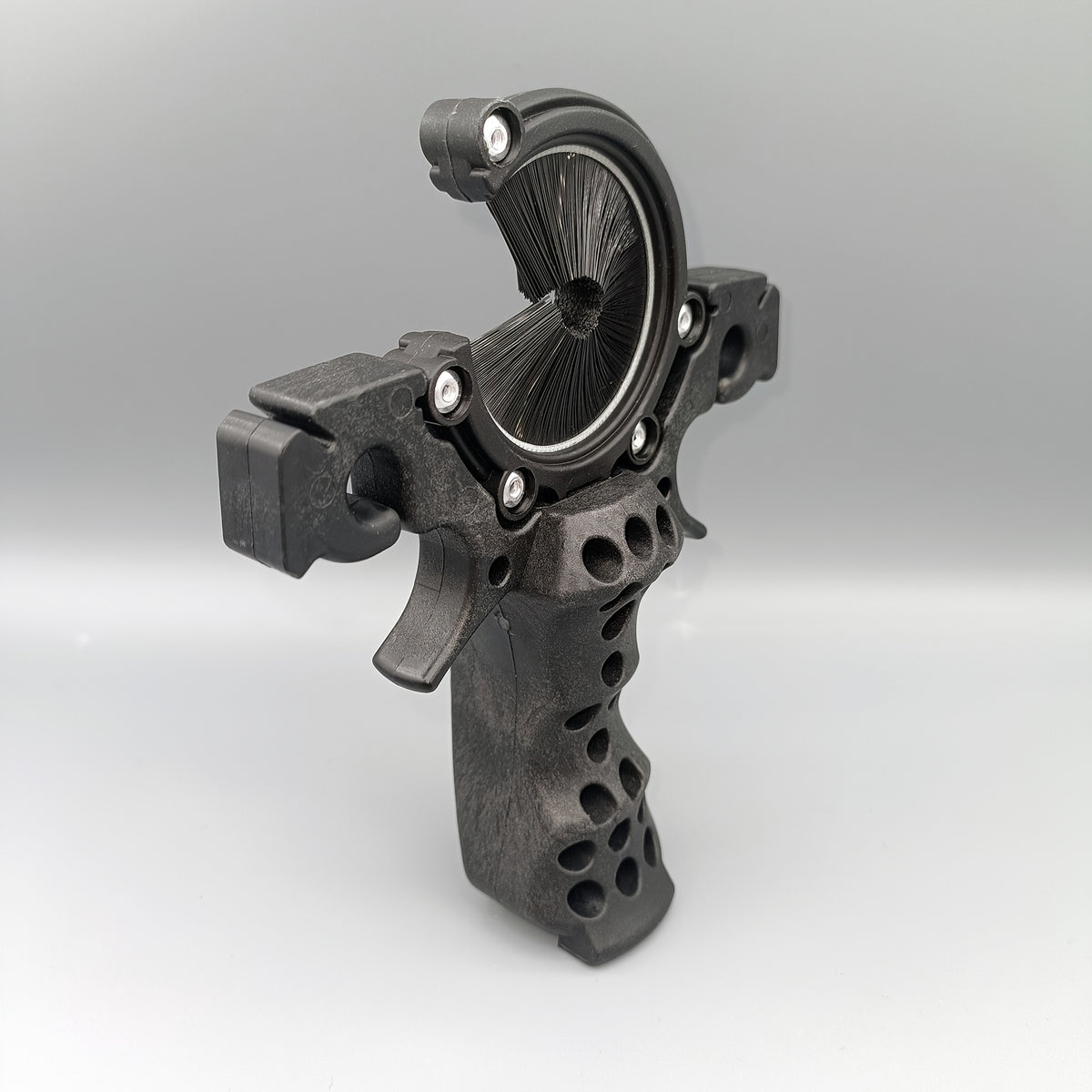 1pc Fish Shooting Slingshot Archery Installed Flat Fishing Wheel Multi functional Slingshot Accessories