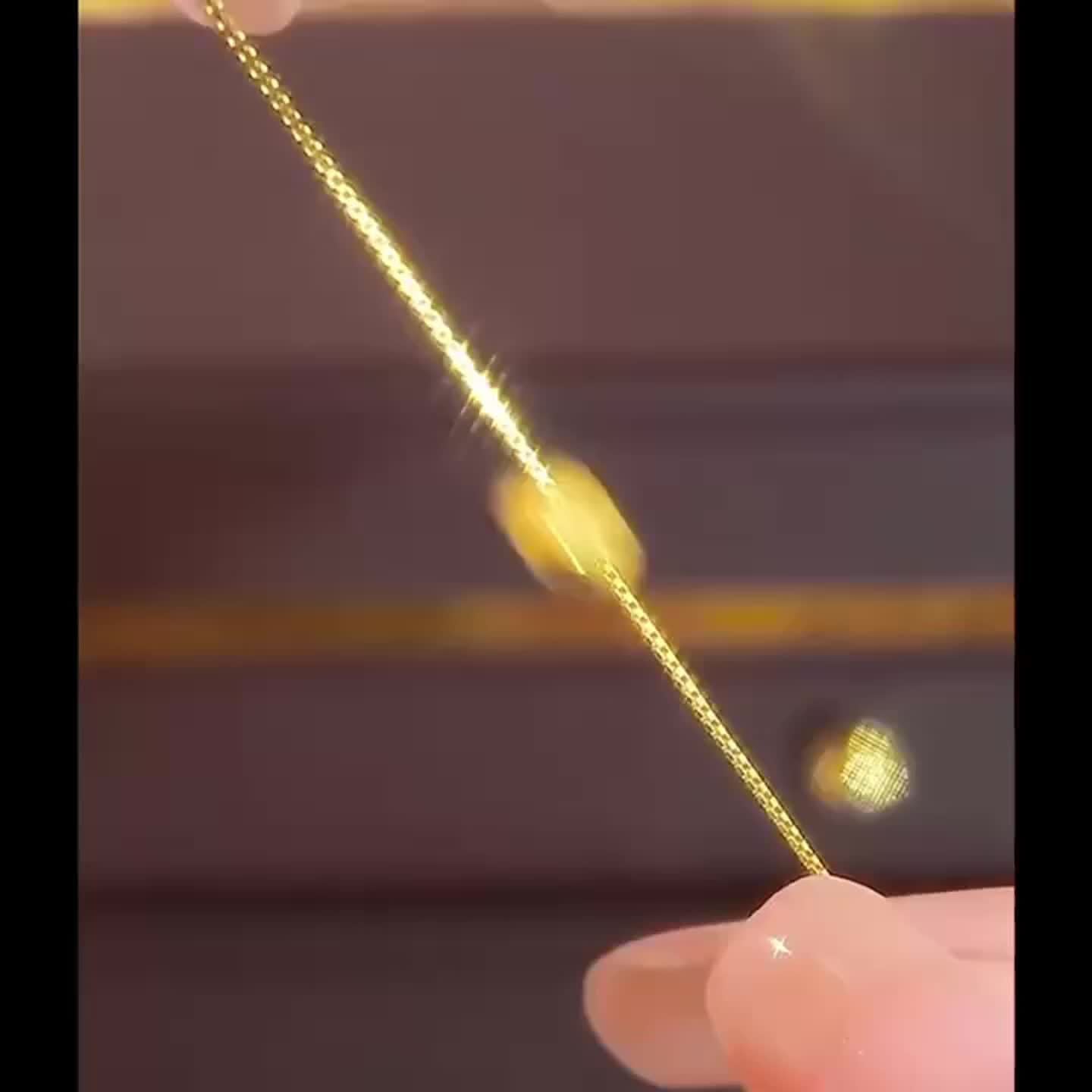 A Lesser than luxury  18 carat Bead plated  Stainless Steel Necklace Is Suitable For Women To Wear In Their Daily Lives Or As Gifts