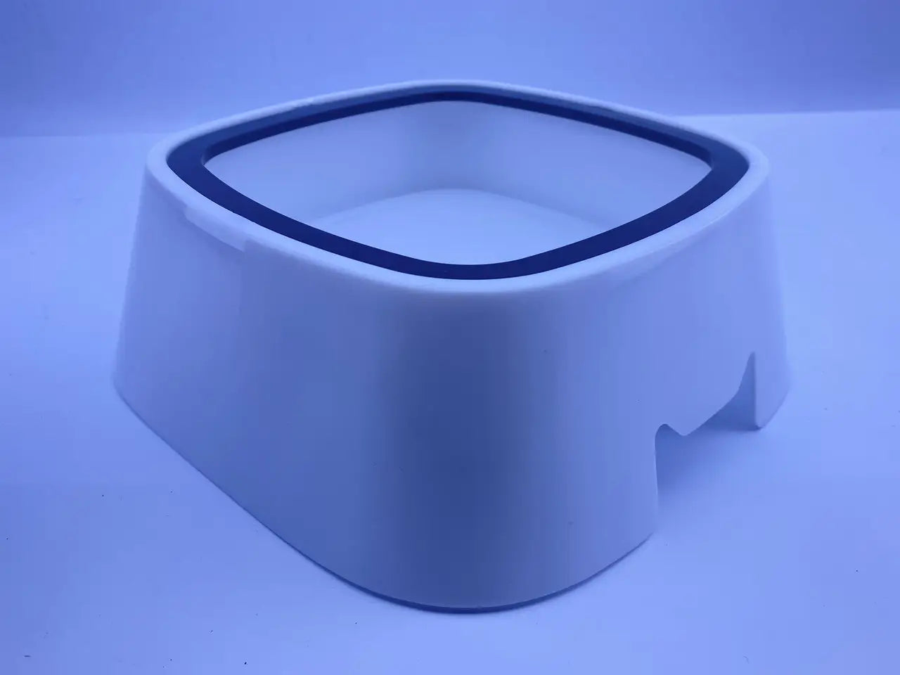 Non-spill bowl with a floating disk for dogs and cats Magic Bowl 1.5 l