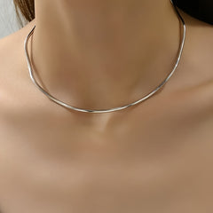 A Simple Twist Choker Necklace Jewelry For Everyday And Vacation Wear