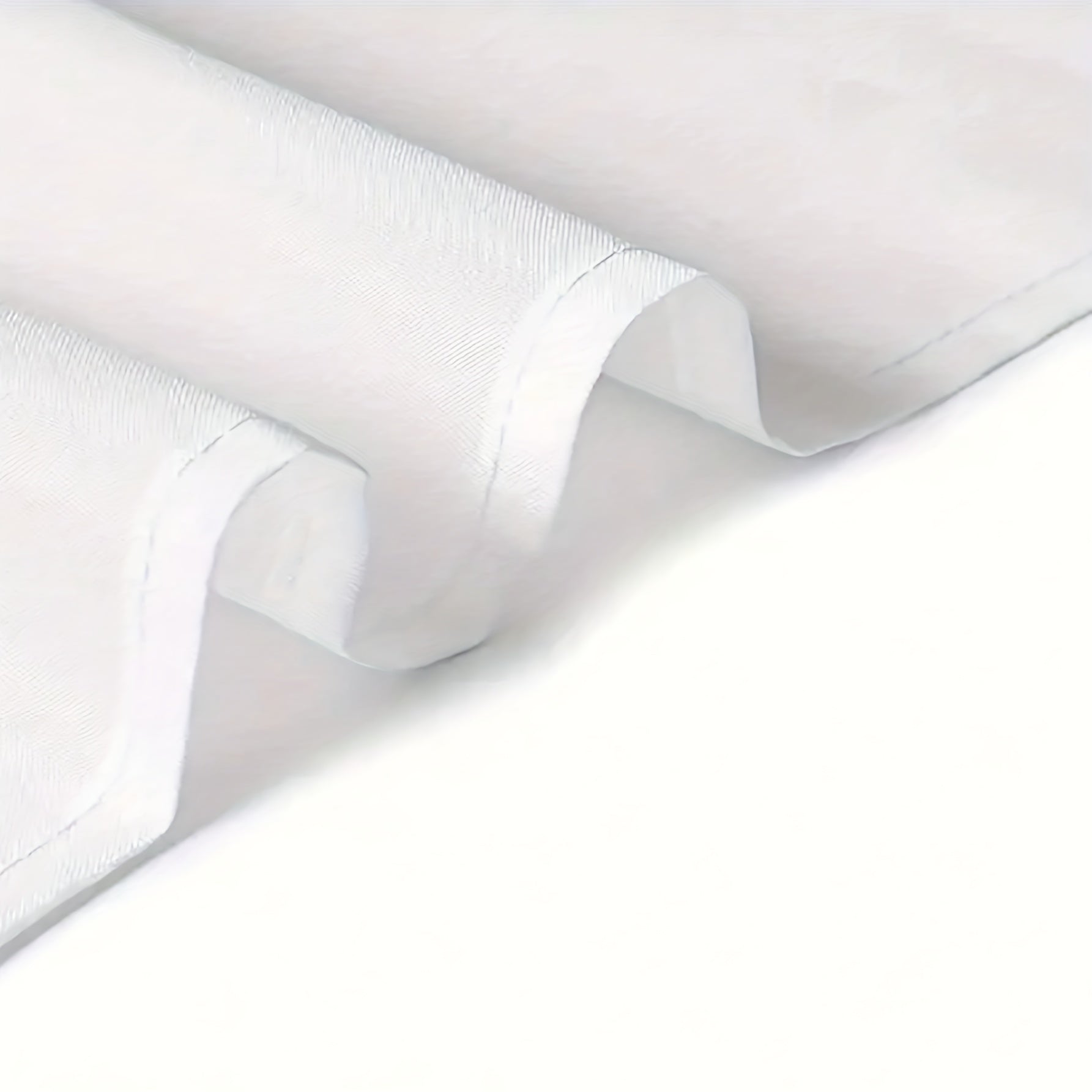 Christmas Poinsettia Floral Tablecloth with Red & White Snowflake Pattern   Red/Green Holiday Table Cover  Durable Fabric for Weddings  Parties  Everyday Dining   Easy Clean Square Tablecloth for Christmas Decorations  Festive Poinsettia Design with Holly