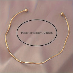 A Simple Twist Choker Necklace Jewelry For Everyday And Vacation Wear