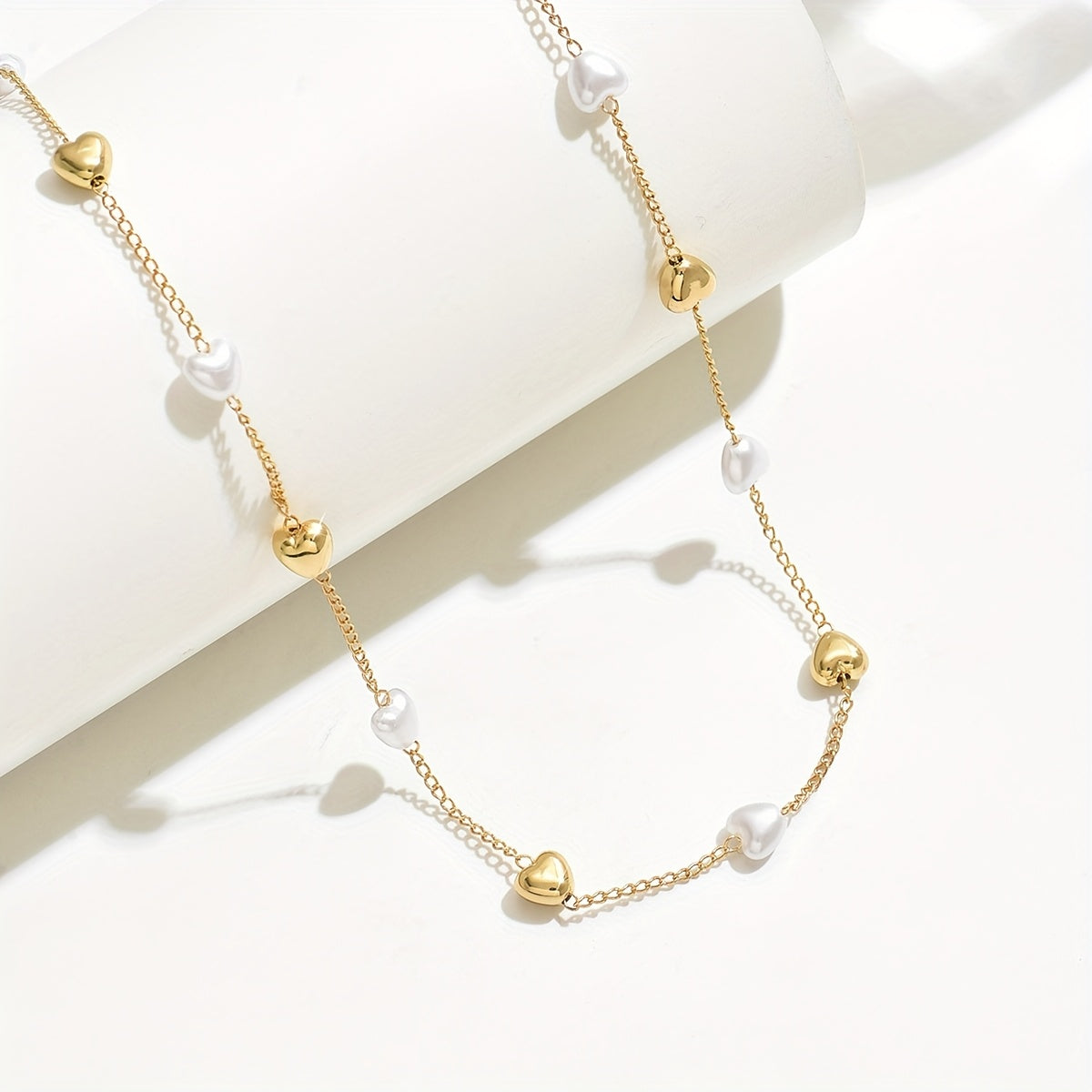 1pc Elegant French Style Heart Shaped Imitation Pearl Necklace for Women   Golden Tone KC Golden Plated Chain  Versatile for Banquets & Daily Wear  Perfect Mother’s Day Gift  Summer Jewelry  Gift for Her | Sophisticated Style | Goldtone Finish  Imitation