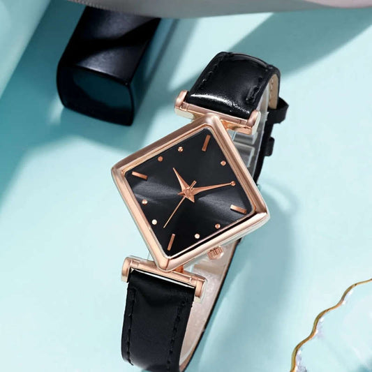 1pc Women's Fashion Personality Belt Square Case Quartz Watch